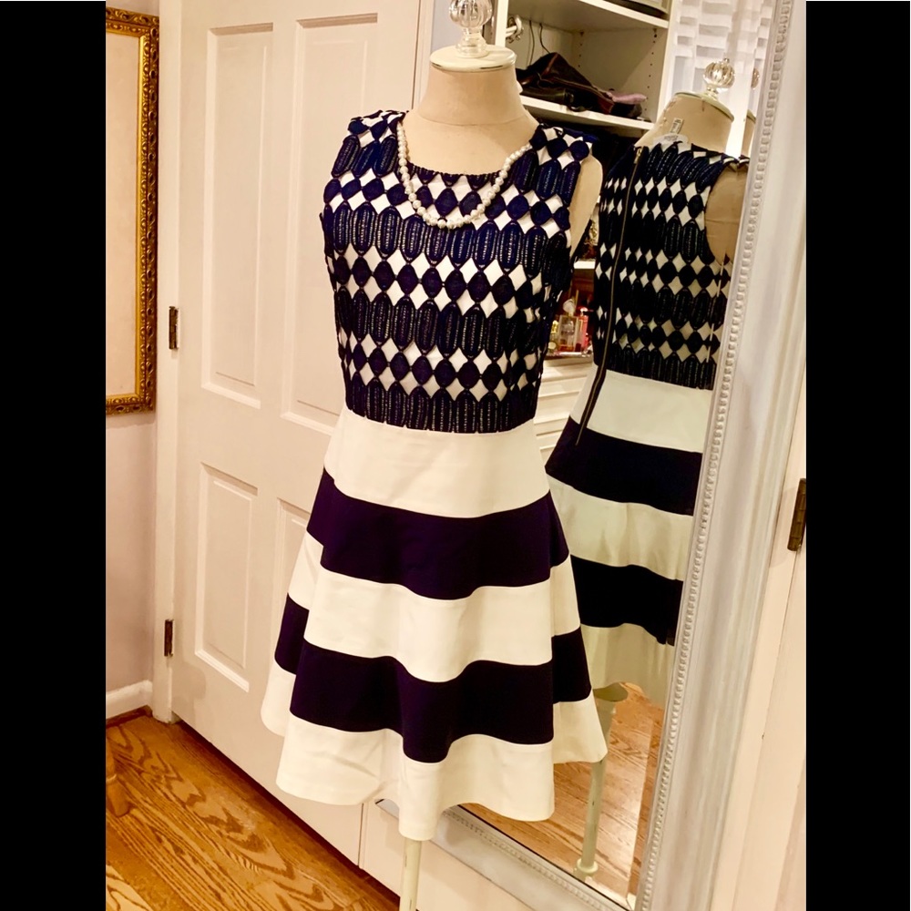 Badgley Mischka Navy & White Fit and Flare, Classic...perfect!